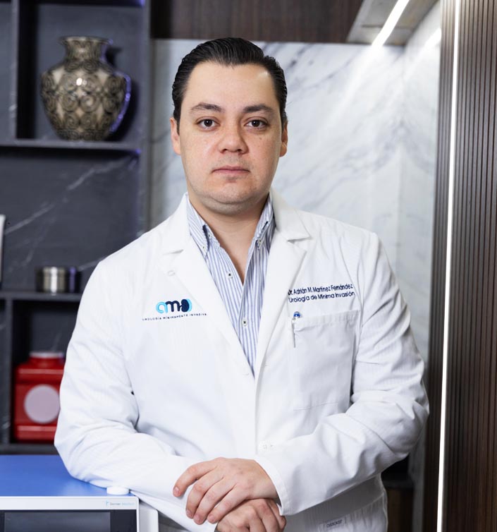 Urologo Dr. Adrián Martínez